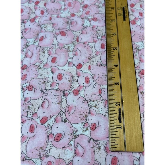 Pig Pattern Cotton Fabric 17"x44" Hi-Fashion Fabrics Quilting Craft Material - Picture 2 of 6
